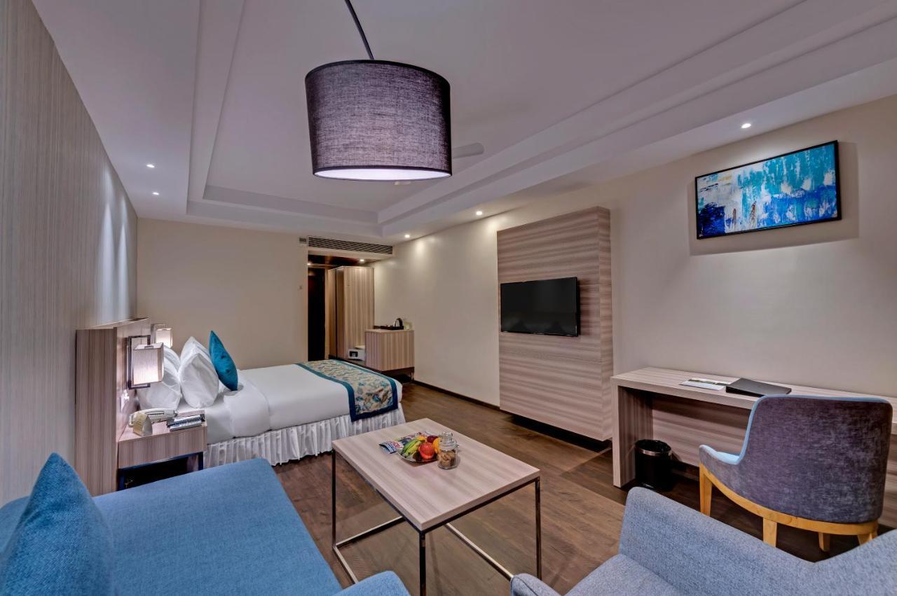 The Fern Residency Hubballi Exterior photo